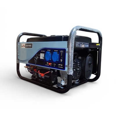 Бензиновый генератор BS2800 BISON
